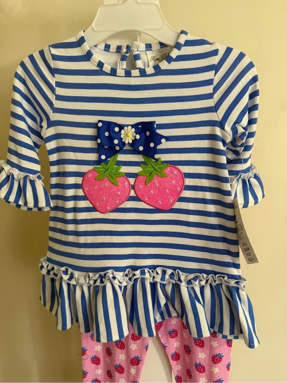 NWT Rare Editions Strawberry Outfit